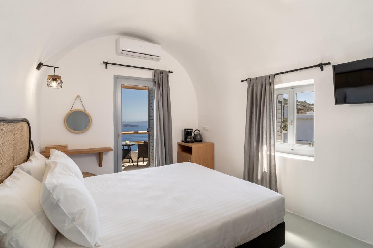 Evanthia Best View Thirassia Island Hotel Exterior foto