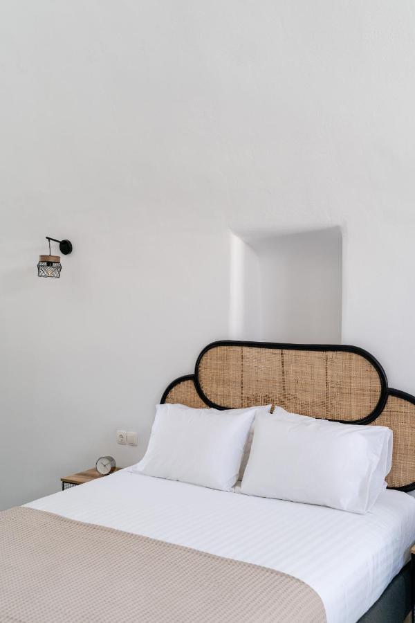Evanthia Best View Thirassia Island Hotel Exterior foto