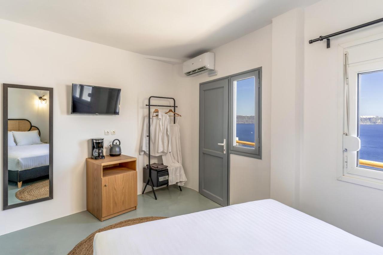 Evanthia Best View Thirassia Island Hotel Exterior foto