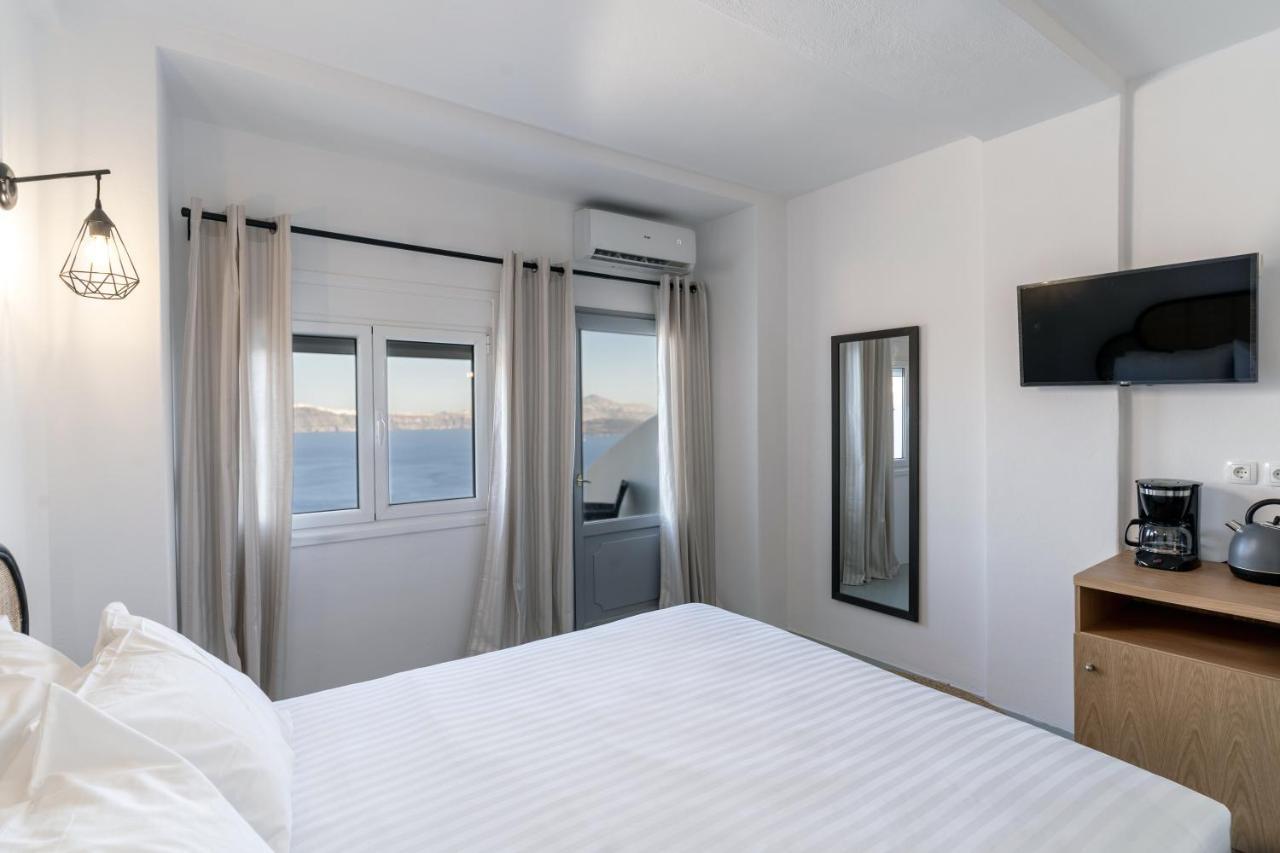 Evanthia Best View Thirassia Island Hotel Exterior foto